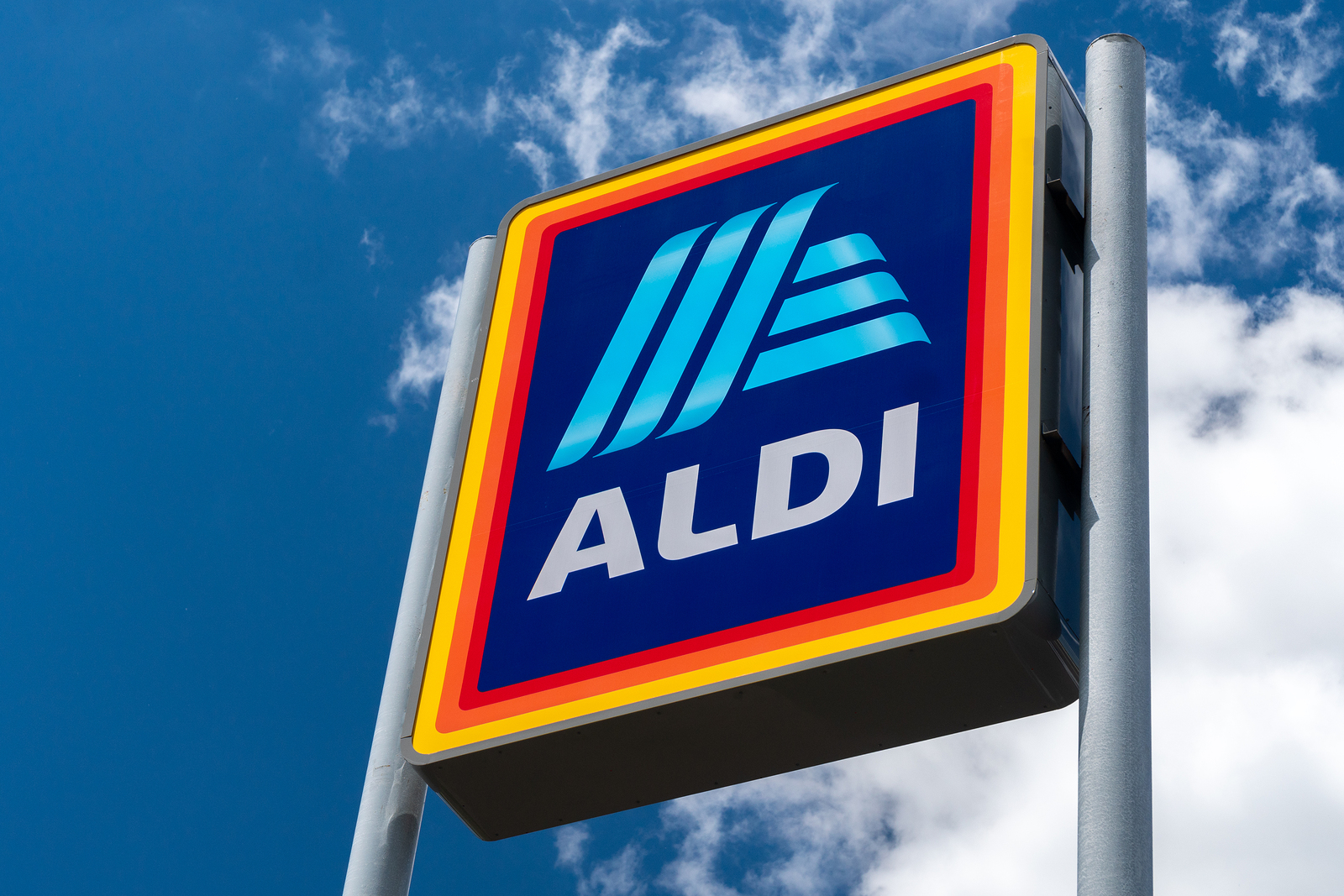 Shopping at Aldi is a good decision or not?